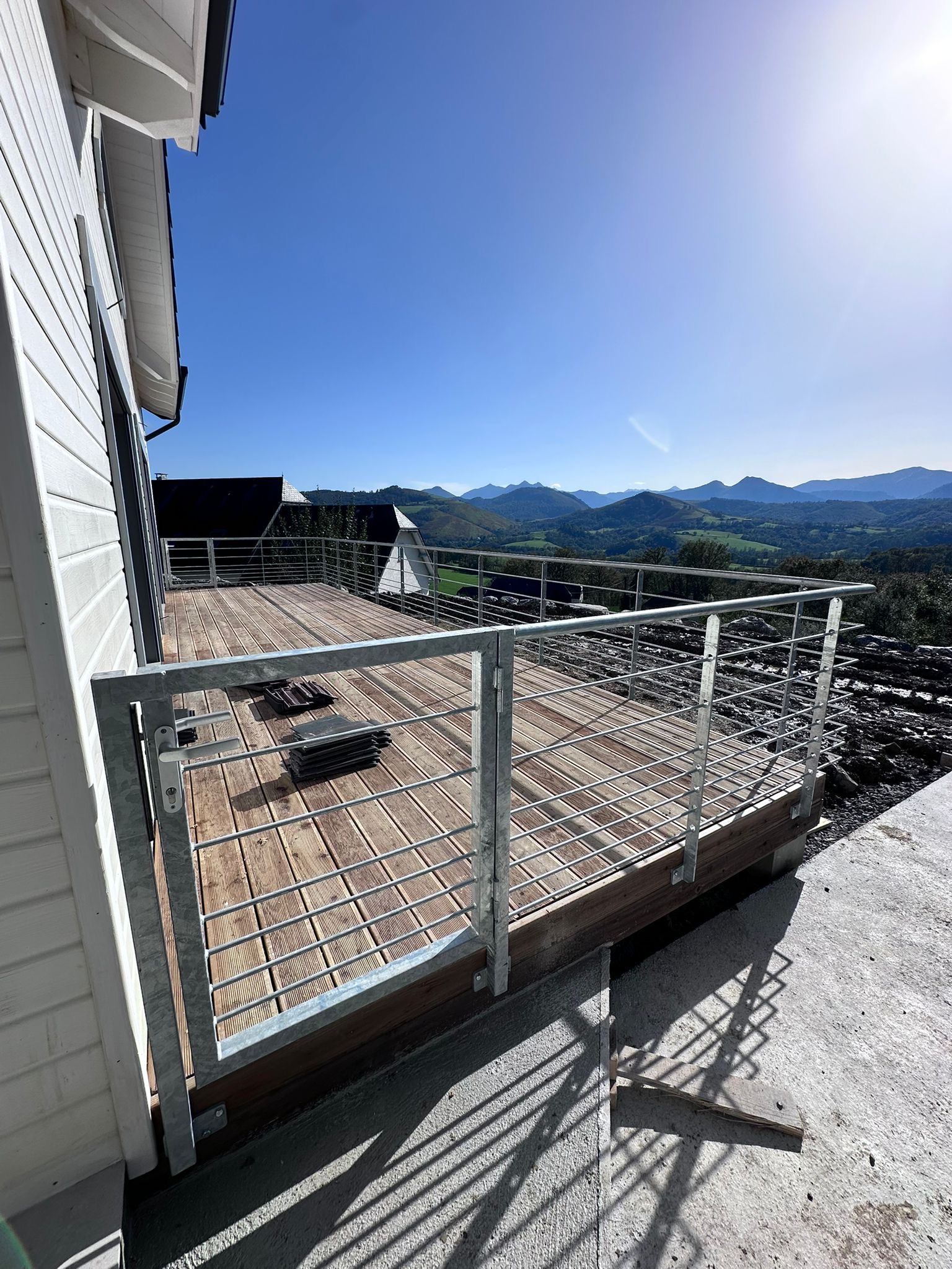 {Trois projets récents} dans nos ateliers et en dehors !