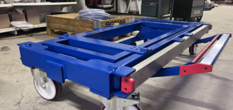 {Un chariot sur mesure} pour le contrôle de pièces aéronautiques